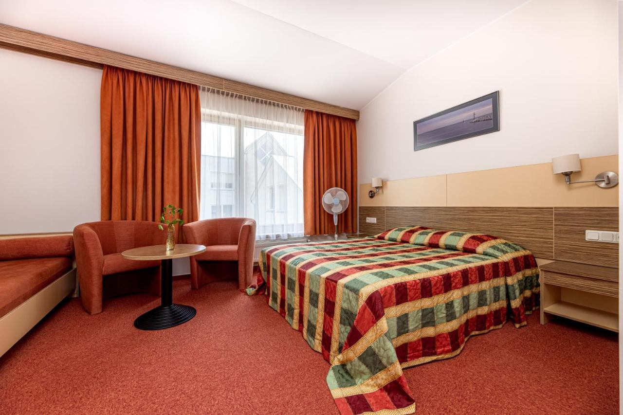פלאנגה Info Hotel מראה חיצוני תמונה