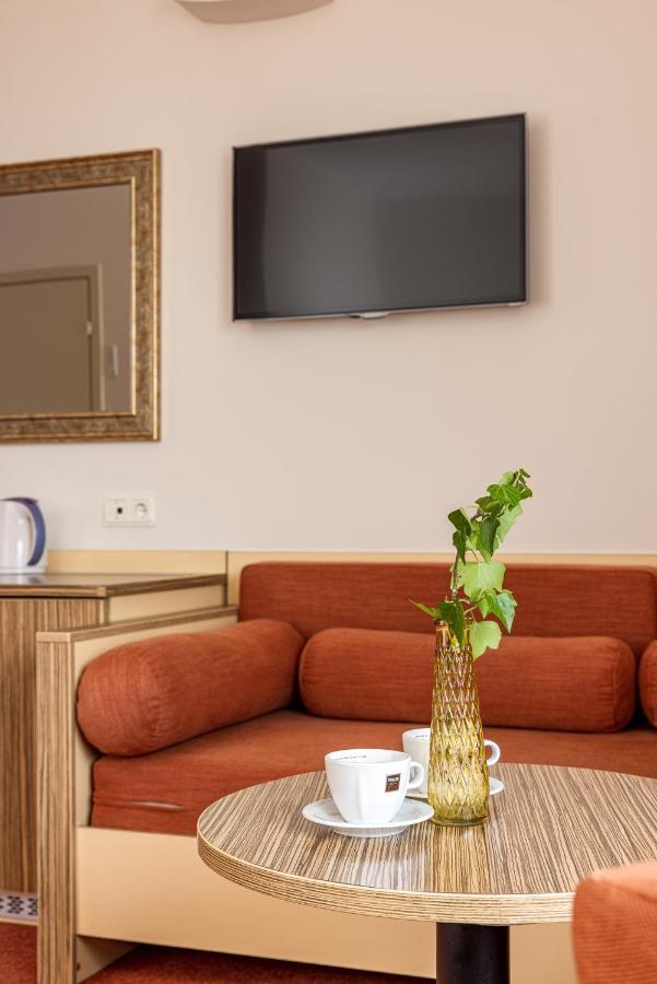 פלאנגה Info Hotel מראה חיצוני תמונה