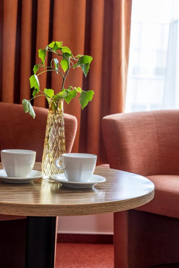 פלאנגה Info Hotel מראה חיצוני תמונה