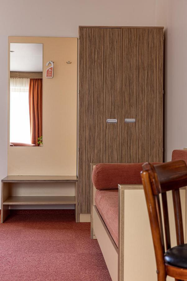 פלאנגה Info Hotel מראה חיצוני תמונה
