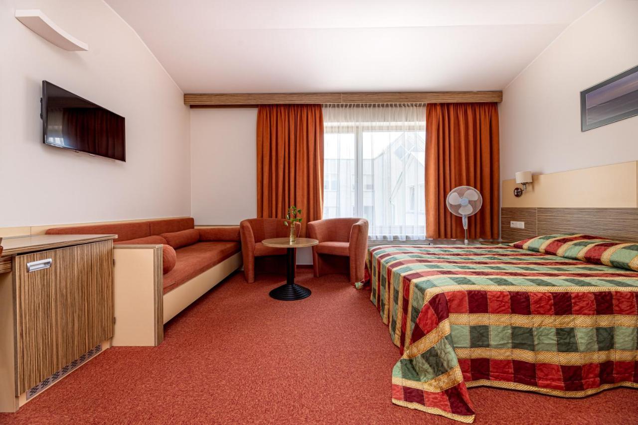 פלאנגה Info Hotel מראה חיצוני תמונה