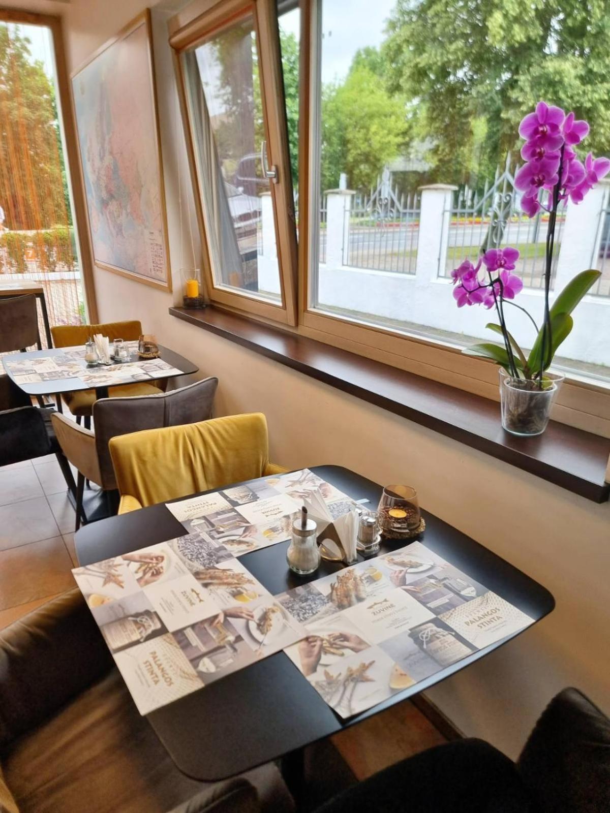 פלאנגה Info Hotel מראה חיצוני תמונה