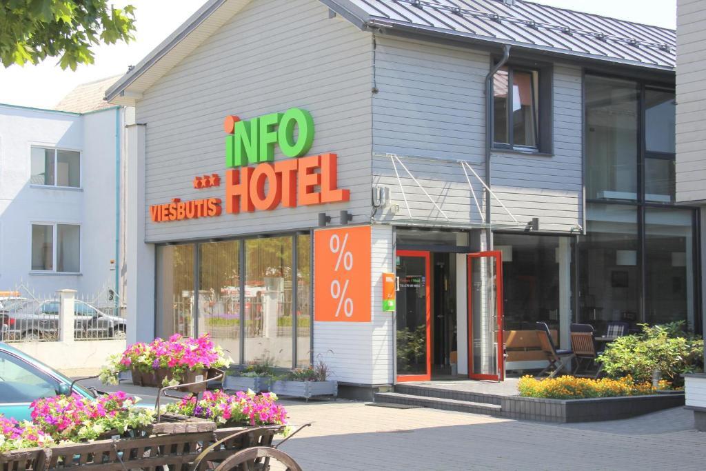 פלאנגה Info Hotel מראה חיצוני תמונה