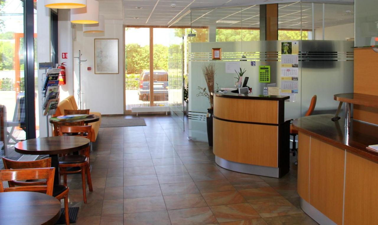פלאנגה Info Hotel מראה חיצוני תמונה